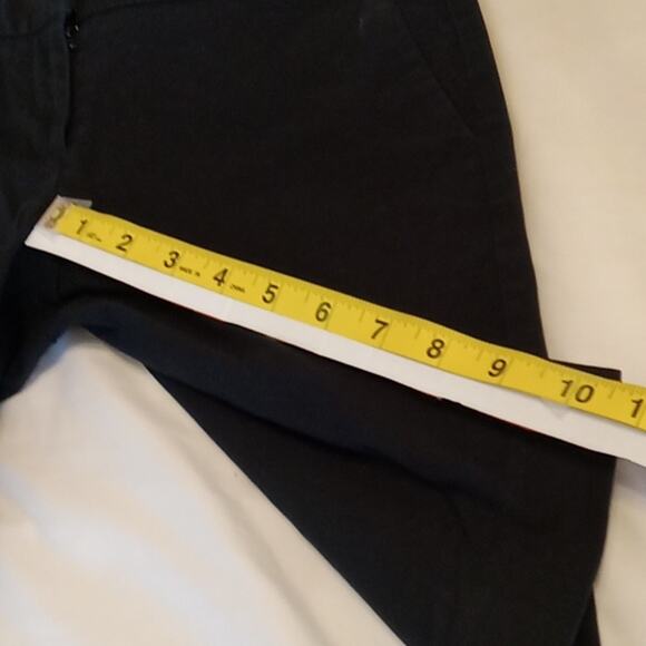 Ann Taylor Devi Fit Size 00 Black Bermuda Shorts. Atleisure, Beachy Summer - Picture 6 of 8